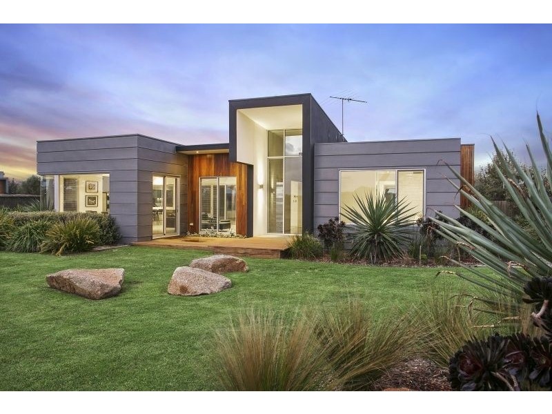 39 Fourteenth Road, Barwon Heads VIC 3227