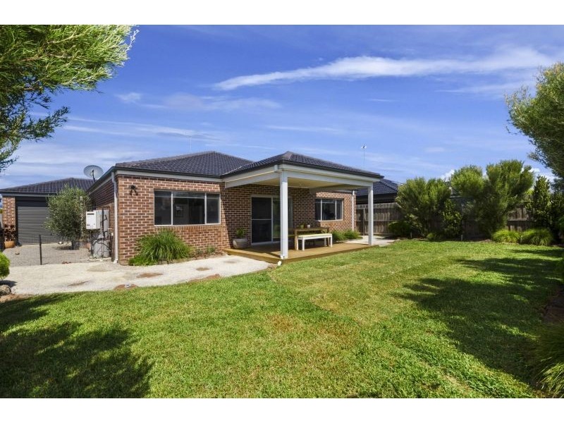 43 Curzon Drive, Ocean Grove VIC 3226