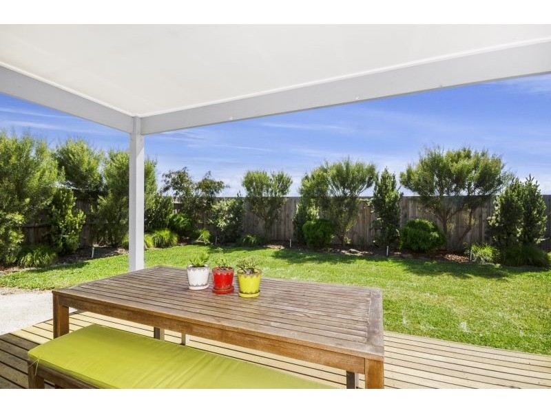 43 Curzon Drive, Ocean Grove VIC 3226