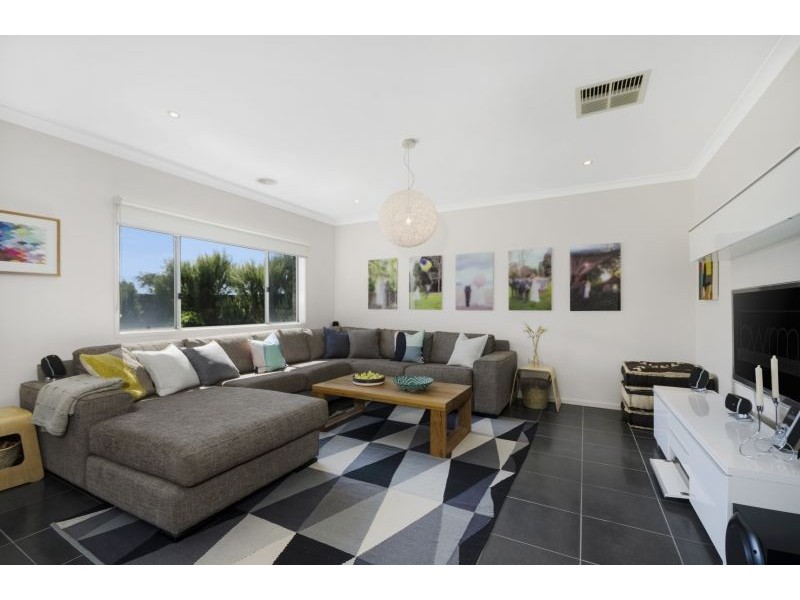 43 Curzon Drive, Ocean Grove VIC 3226