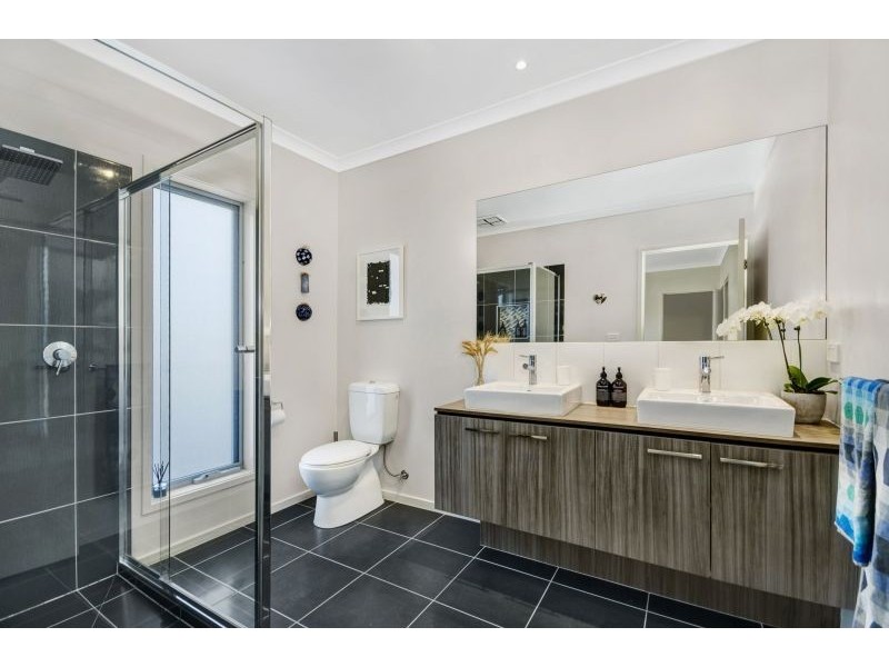 43 Curzon Drive, Ocean Grove VIC 3226