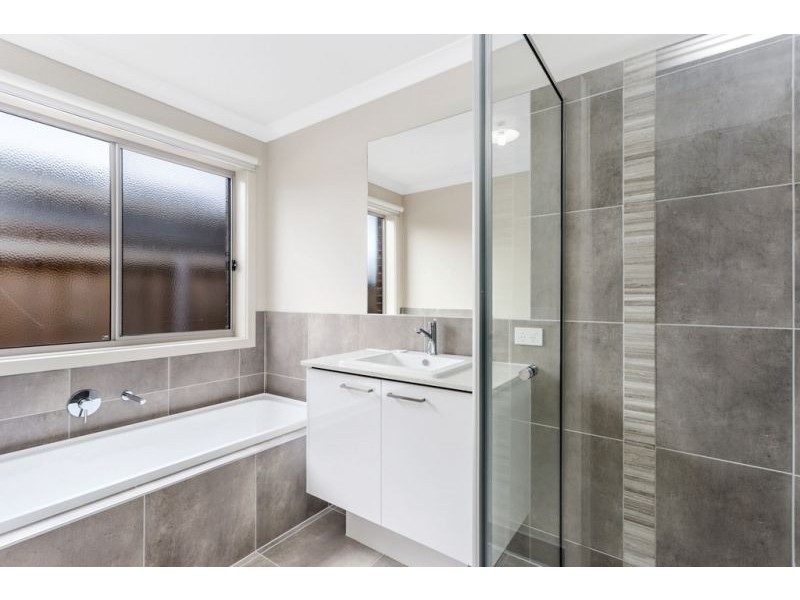 14 Point Boulevard, Point Lonsdale VIC 3225