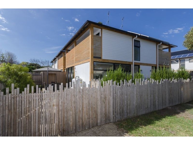 18 Jasper Avenue, Barwon Heads VIC 3227