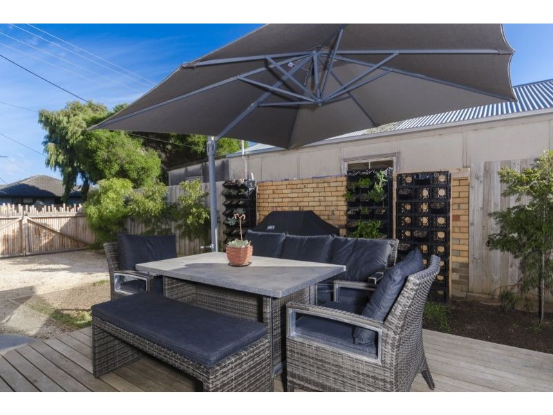 18 Jasper Avenue, Barwon Heads VIC 3227