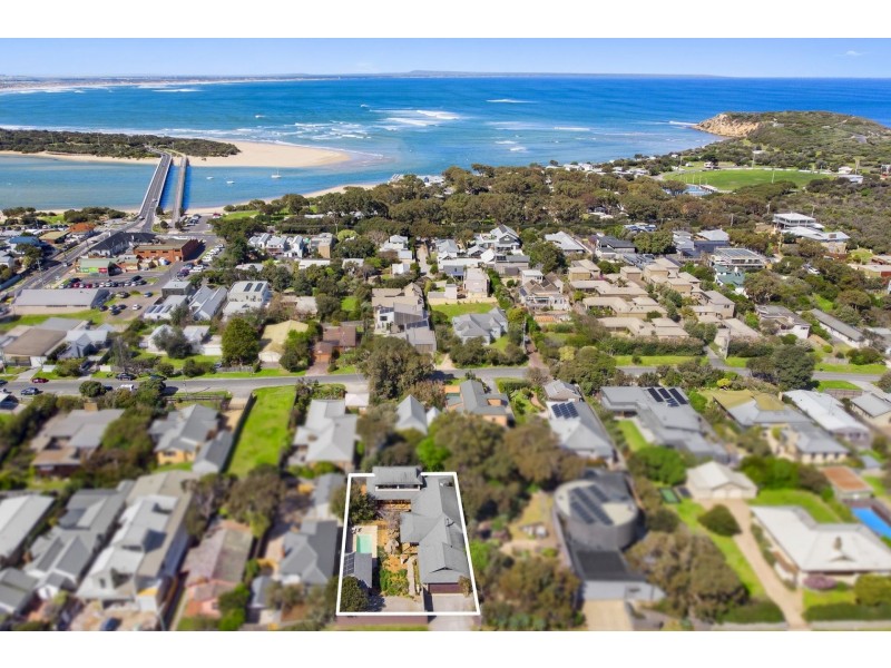 18 Henley Street, Barwon Heads VIC 3227