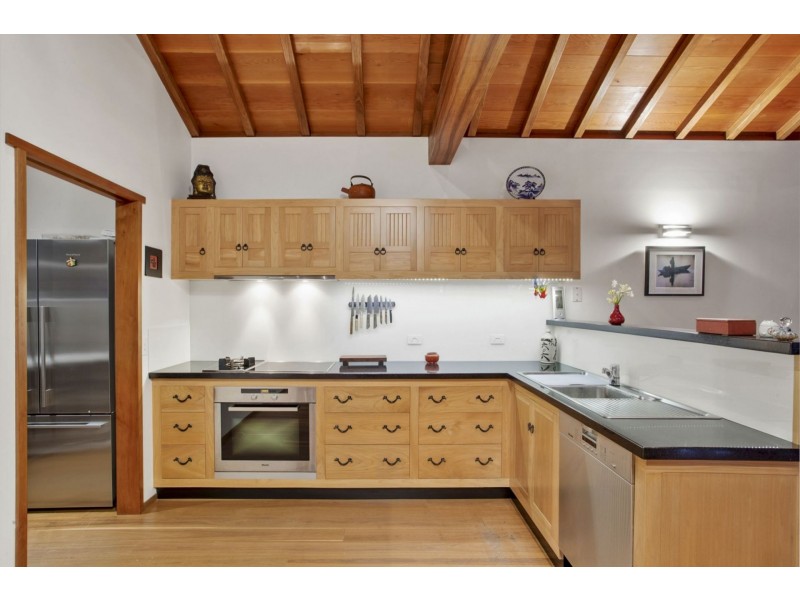 18 Henley Street, Barwon Heads VIC 3227