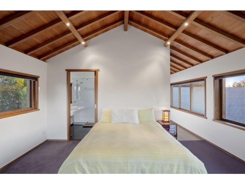 18 Henley Street, Barwon Heads VIC 3227