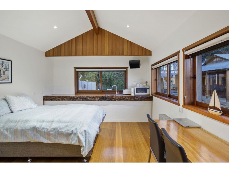 18 Henley Street, Barwon Heads VIC 3227