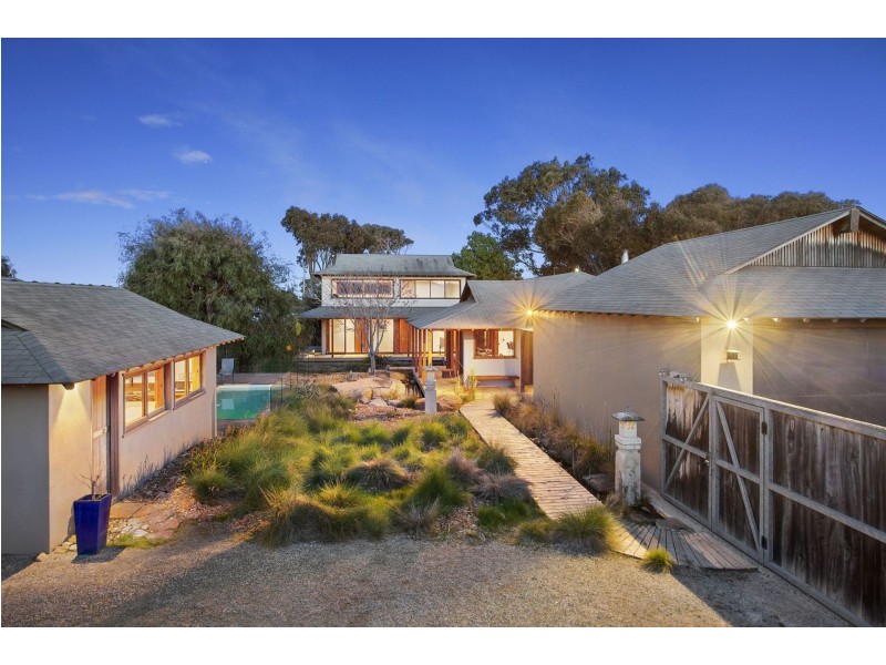 18 Henley Street, Barwon Heads VIC 3227