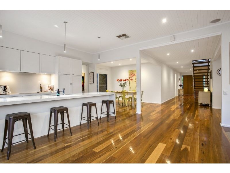 16 Queen Street, Queenscliff VIC 3225