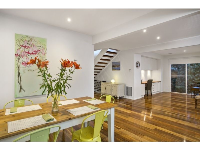 16 Queen Street, Queenscliff VIC 3225