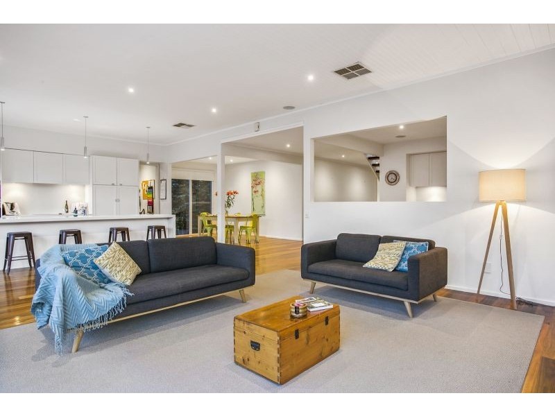 16 Queen Street, Queenscliff VIC 3225