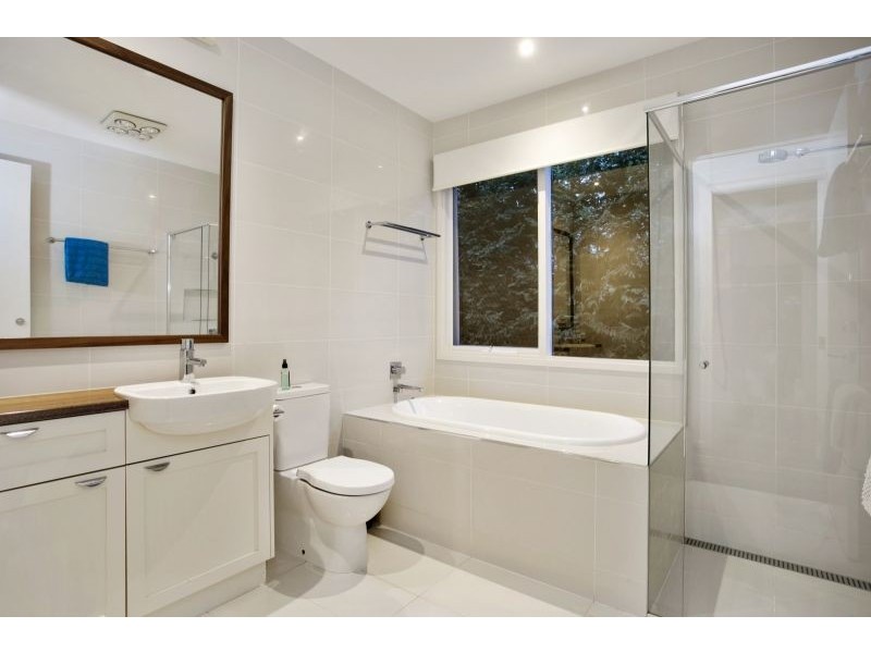 16 Queen Street, Queenscliff VIC 3225