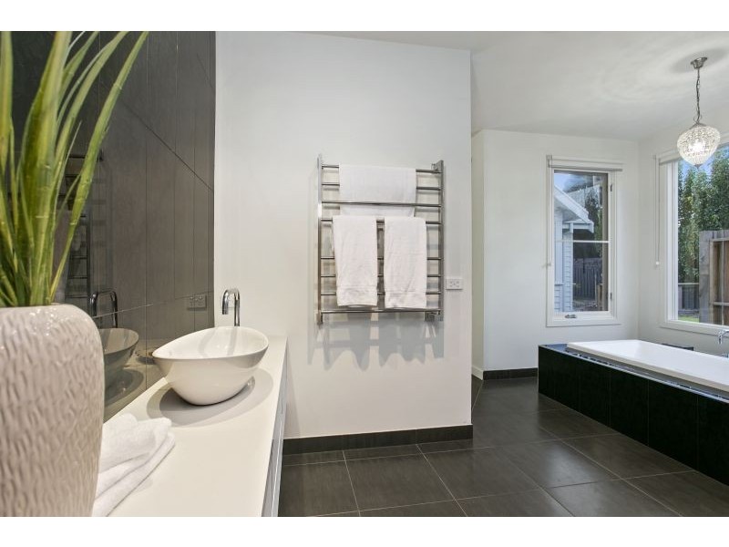 25-27 Araluen Court, Barwon Heads VIC 3227