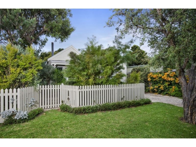 1/32 Grove Road, Barwon Heads VIC 3227