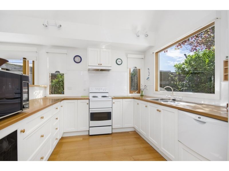 1/32 Grove Road, Barwon Heads VIC 3227