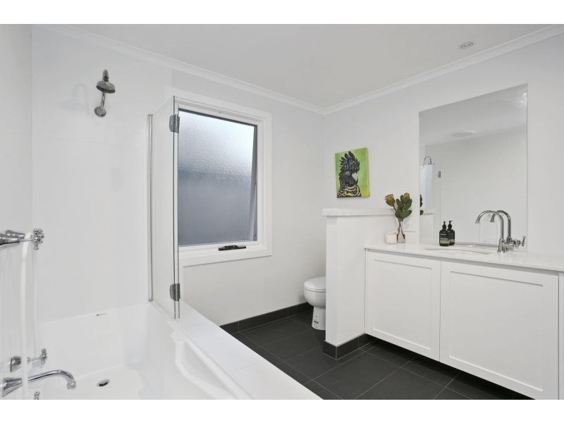 7 Cronulla Court, Barwon Heads VIC 3227