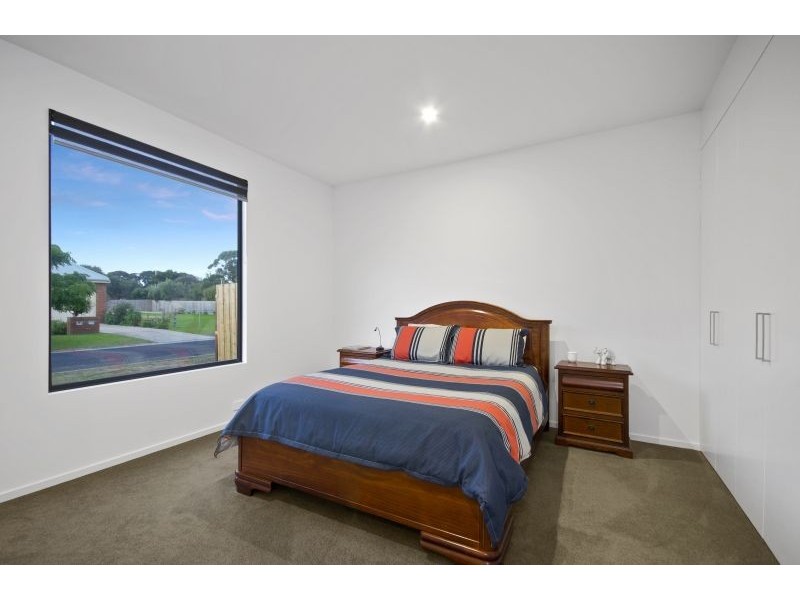 2/45 Newbay Close, Barwon Heads VIC 3227