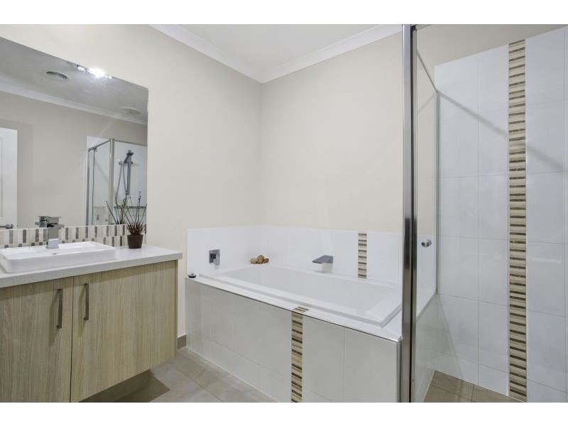 13-15 Currango Way, Ocean Grove VIC 3226