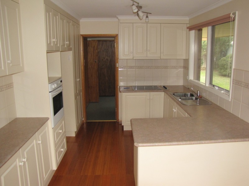 21 Finch Close, Ocean Grove VIC 3226