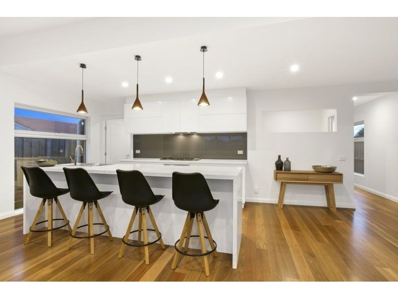 117 The Parade, Ocean Grove VIC 3226