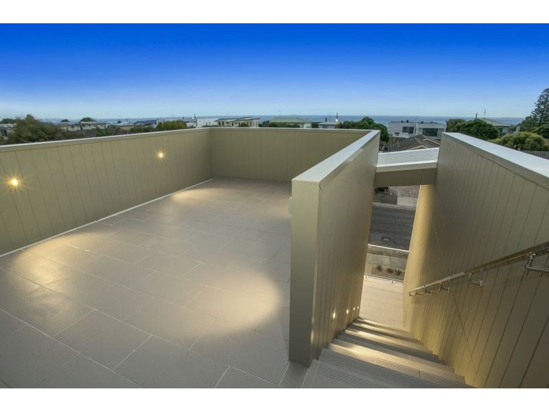 117 The Parade, Ocean Grove VIC 3226