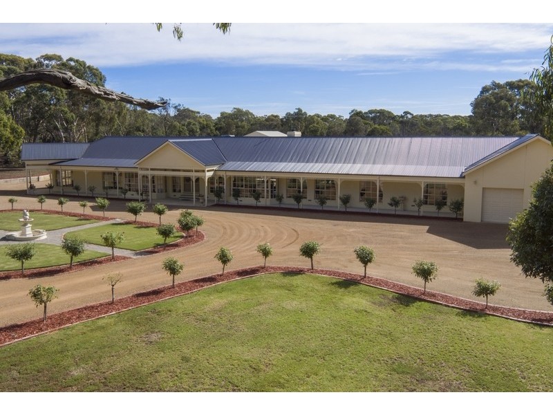 39 Woodlands Drive, Ocean Grove VIC 3226