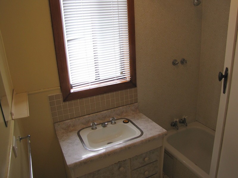 74 Golf Links Rd, Barwon Heads VIC 3227