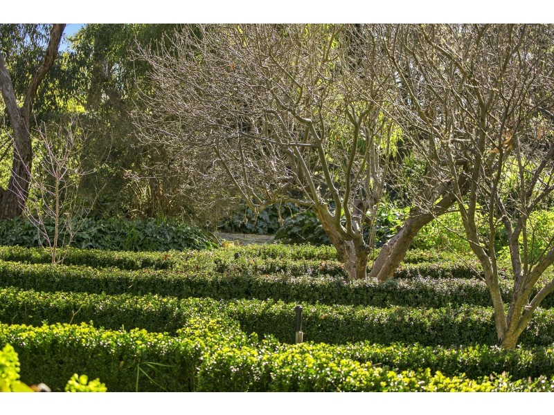 15 Staceys Road, Barwon Heads VIC 3227