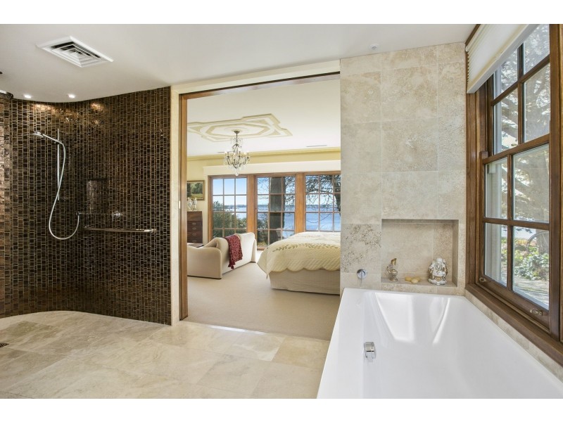 15 Staceys Road, Barwon Heads VIC 3227