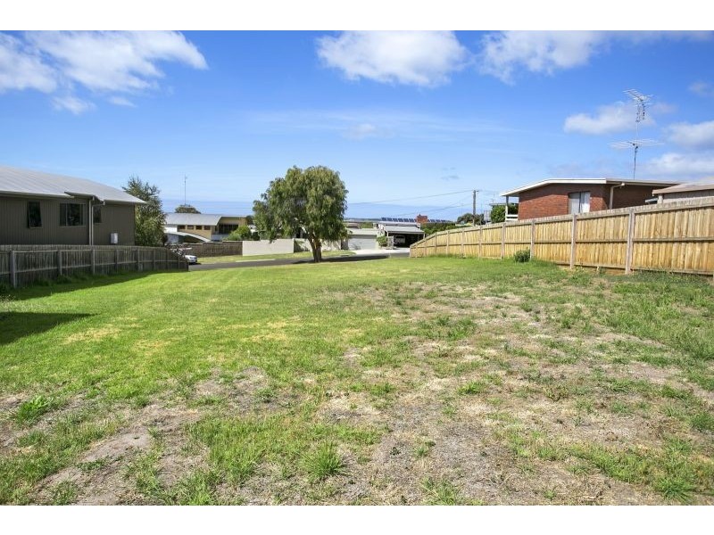 23 Cruickshank Avenue, Ocean Grove VIC 3226