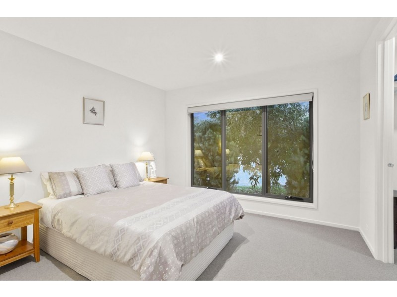 42 Second Drive, Connewarre VIC 3227