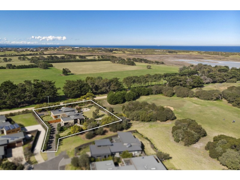 42 Second Drive, Connewarre VIC 3227