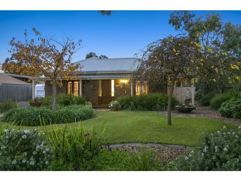 14 Dubourg Court, Ocean Grove VIC 3226