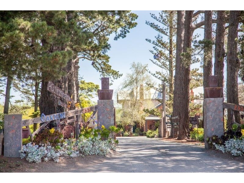 13 Marmion Circuit, Ocean Grove VIC 3226