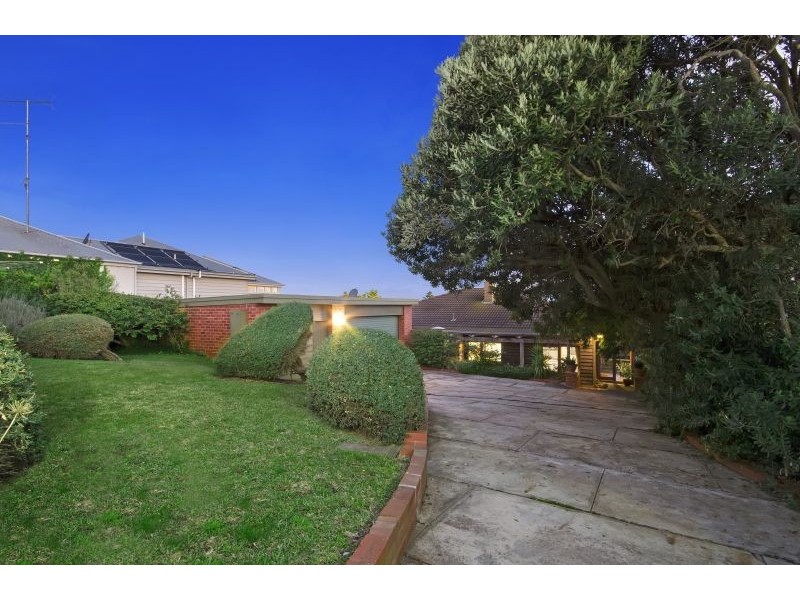 98 Orton Street, Ocean Grove VIC 3226