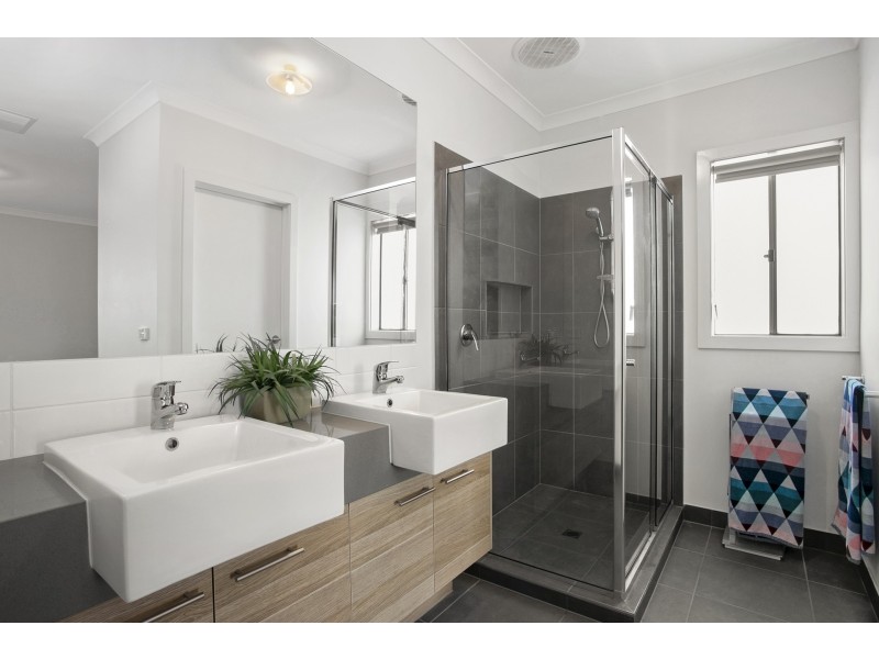 22 Baradine Drive, Ocean Grove VIC 3226