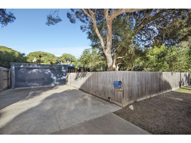 21 Saratoga Avenue, Barwon Heads VIC 3227