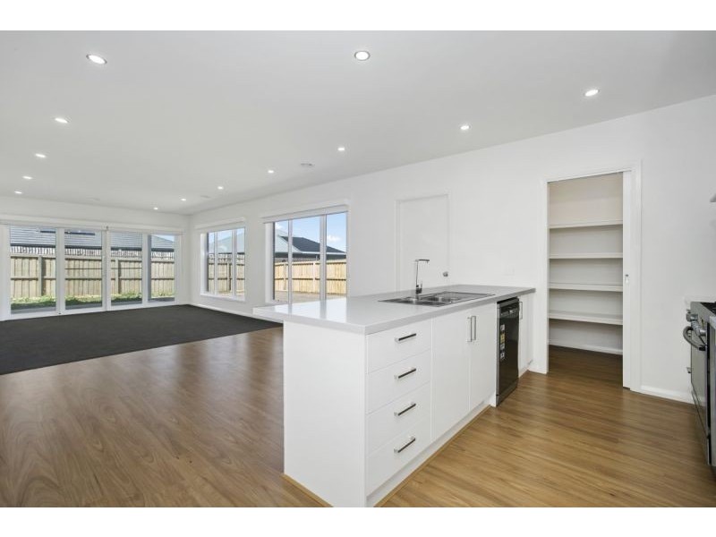 13 Baradine Drive, Ocean Grove VIC 3226