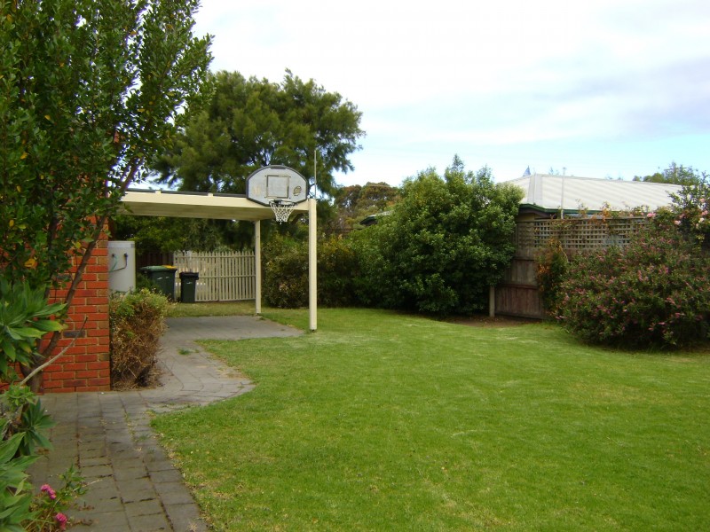 1 Cosham Crt, Barwon Heads VIC 3227