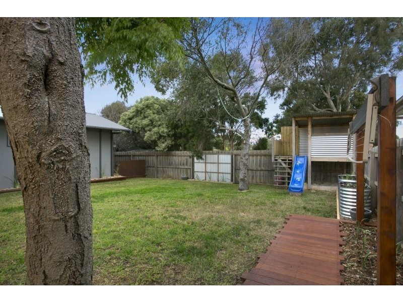 216 Thacker St, Ocean Grove VIC 3226