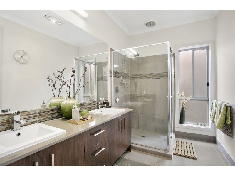 49 Corymbia Circuit, Barwon Heads VIC 3227