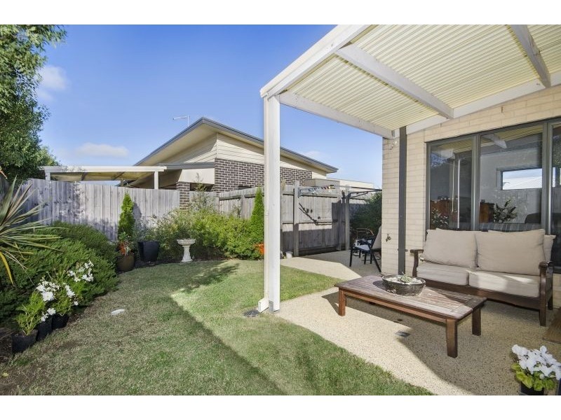 1/52 Penleigh Crescent, Ocean Grove VIC 3226