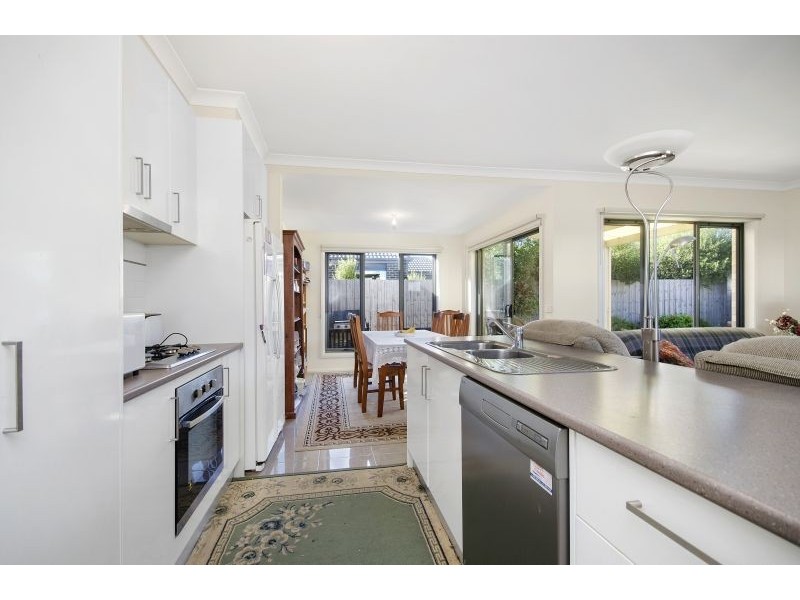1/52 Penleigh Crescent, Ocean Grove VIC 3226