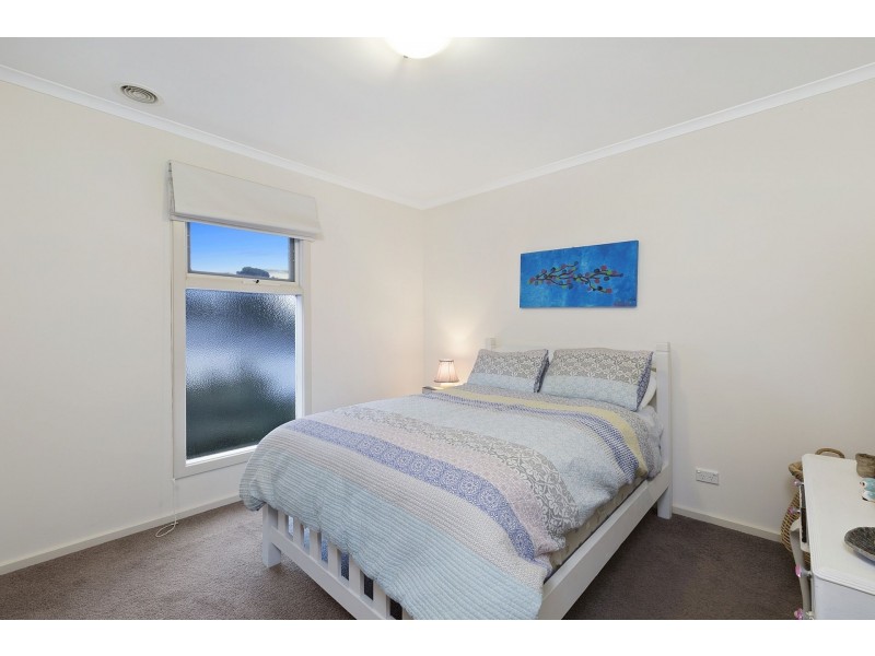 2/1 Queen St, Queenscliff VIC 3225