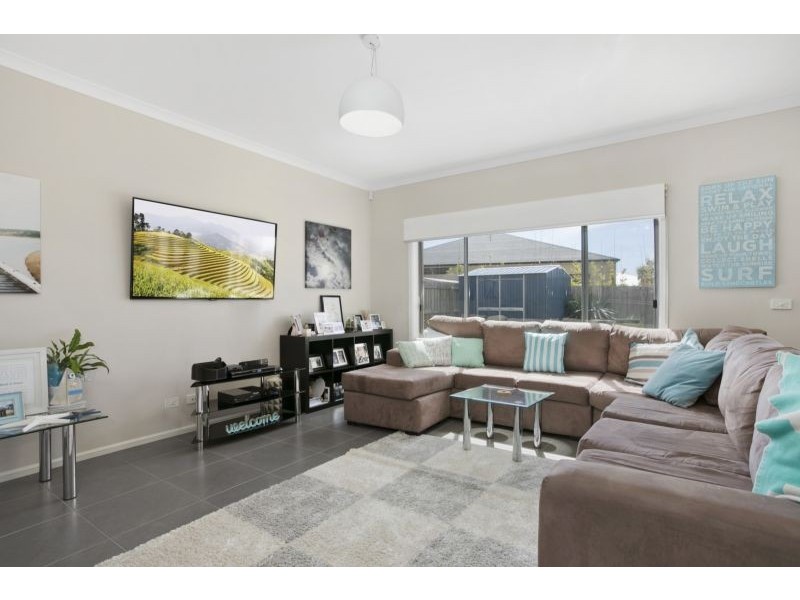 19 Oakdean Boulevard, Ocean Grove VIC 3226