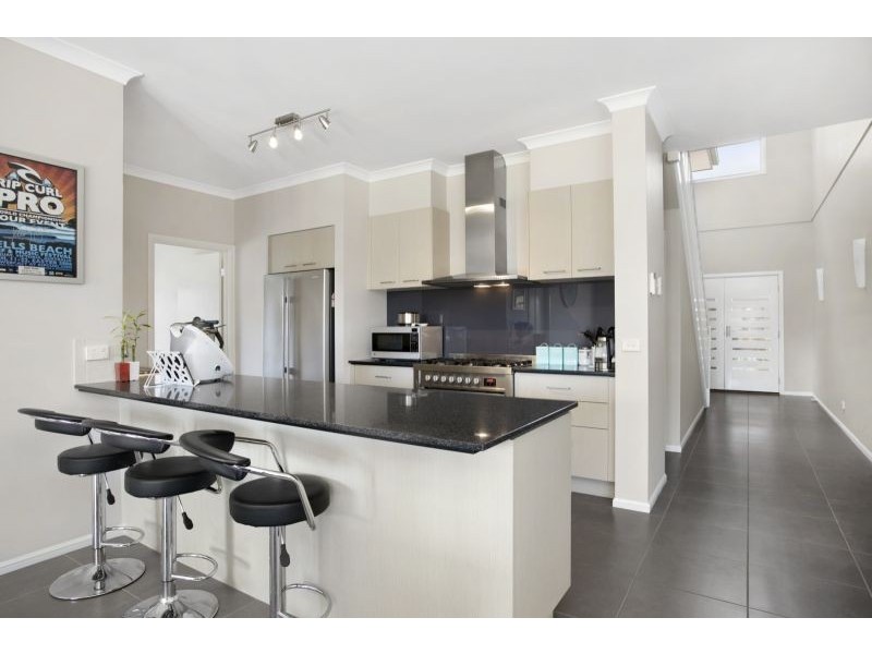 19 Oakdean Boulevard, Ocean Grove VIC 3226