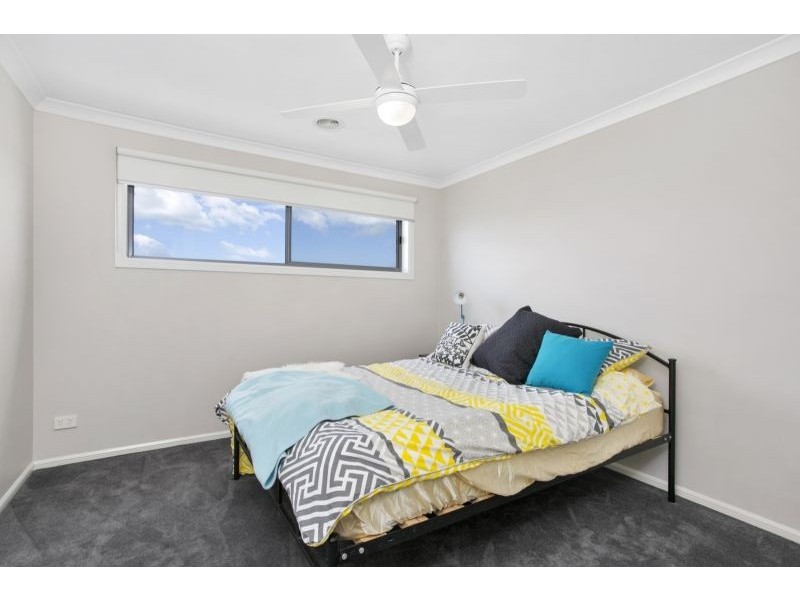 19 Oakdean Boulevard, Ocean Grove VIC 3226