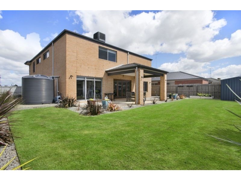 19 Oakdean Boulevard, Ocean Grove VIC 3226