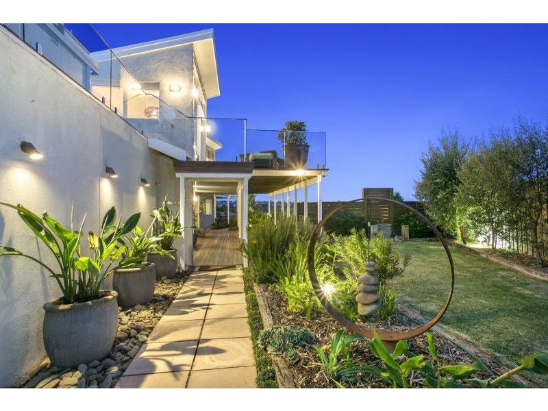 98 Carr Street, Barwon Heads VIC 3227